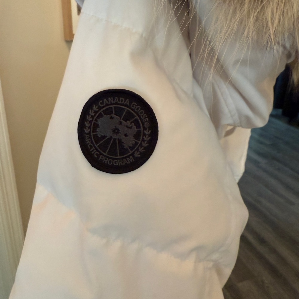 Canada Goose White Quilted Puffer Coat with Iconic Emblem